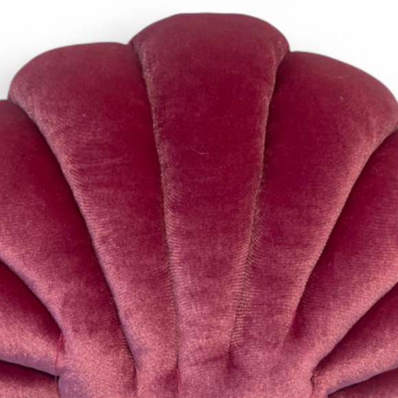 MCM Vintage Shell Rose Velveteen Throw Pillow - Glamorours Rose 14.5" x 10" - Picture 2 of 8